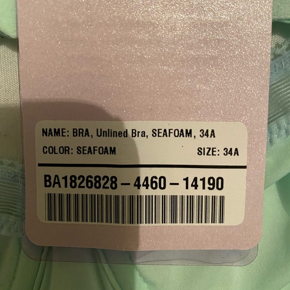 2 Savage x Fenty Bras - Picture 3 of 5